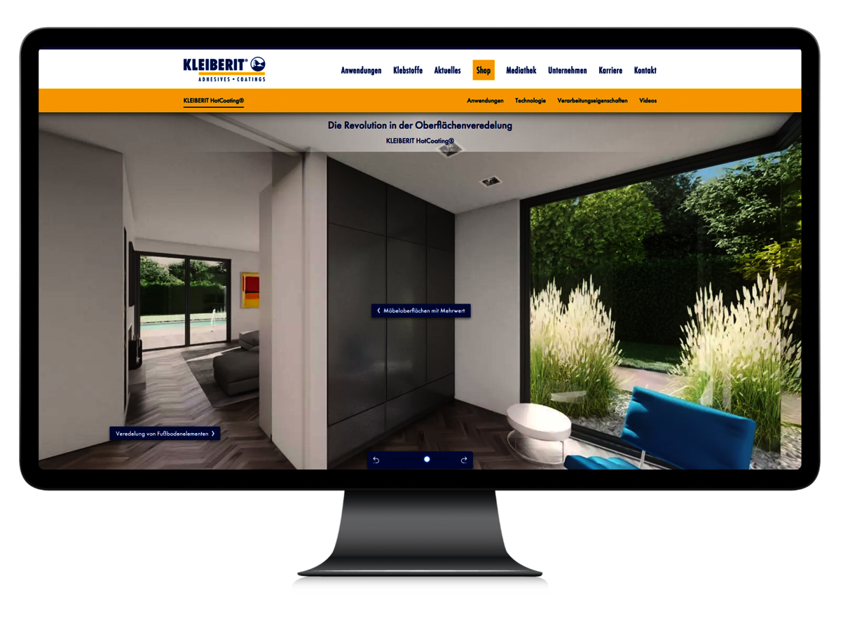 Das Bild zeigt einen Computer-Bildschirm, auf dem der Wohnbereich des Kleiberit 3D-Hauses zu sehen ist mit räumlicher Navigationsmöglichkeit und Infopunkten, die die Anwendungen erläutern.